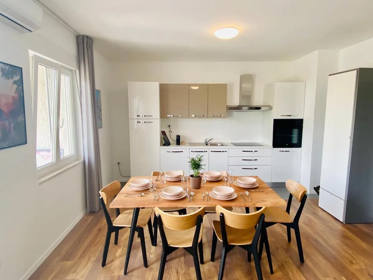 Maja Apartments Split